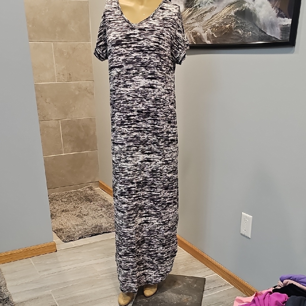 Women's Lularoe Black and White Macy Maxi Dress! NWT!